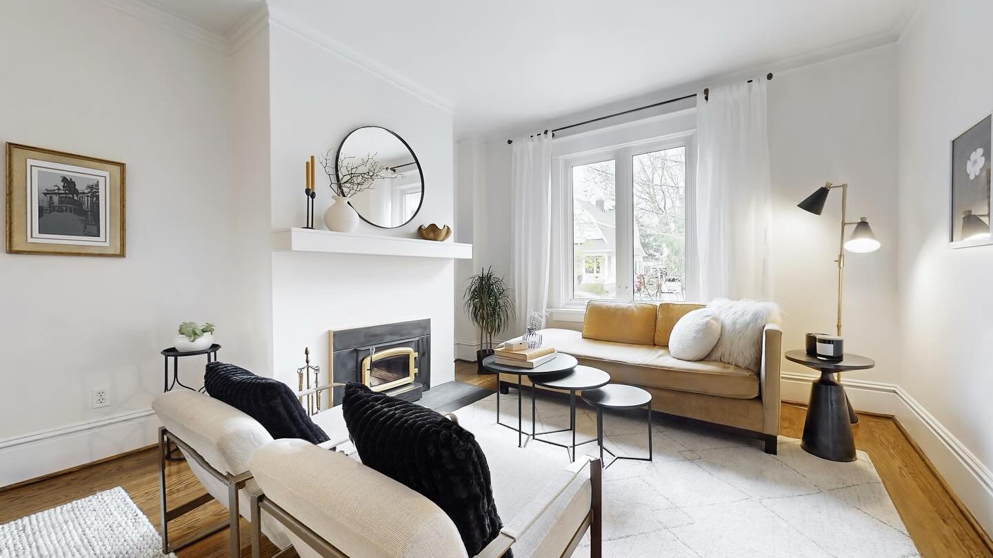SOLD 
181 Gough Avenue
 There&rsquo;s a lot that goes into getting a home ready for market&mdash;presentation, pricing, timing, and all the little details in between.&nbsp;

	&bull; 6 days on the market
	&bull; 7 offers
	&bull; And a very happy outco
