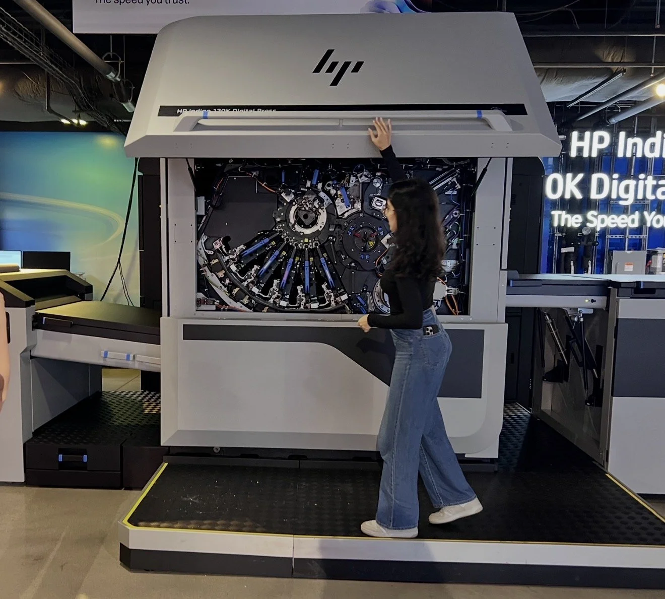 Running an HP Indigo 18K Digital Press