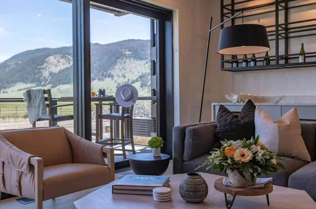 Luxury Rental Townhome 402: Beaver’s Lodge