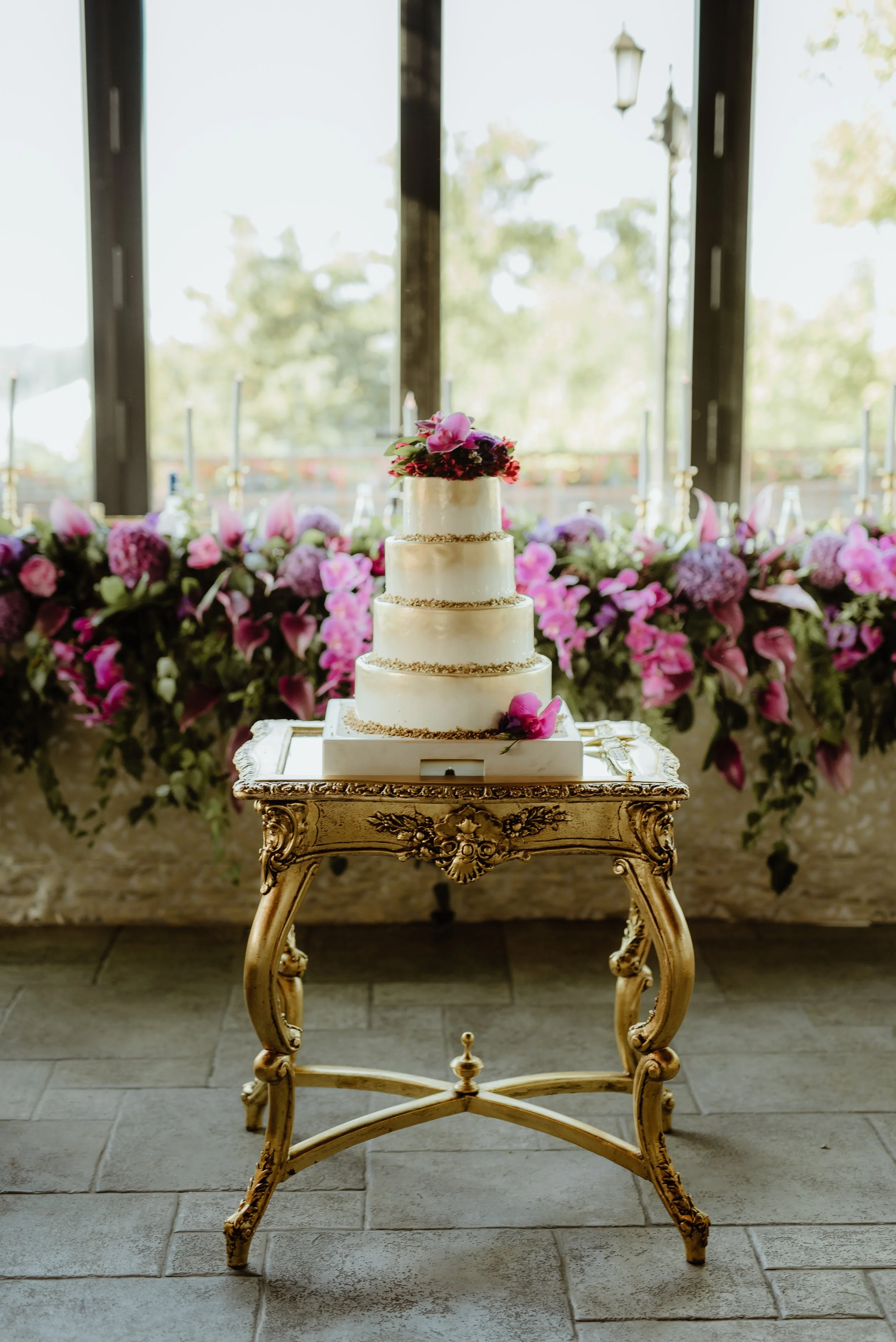serbia-wedding-cake-table-display.jpg