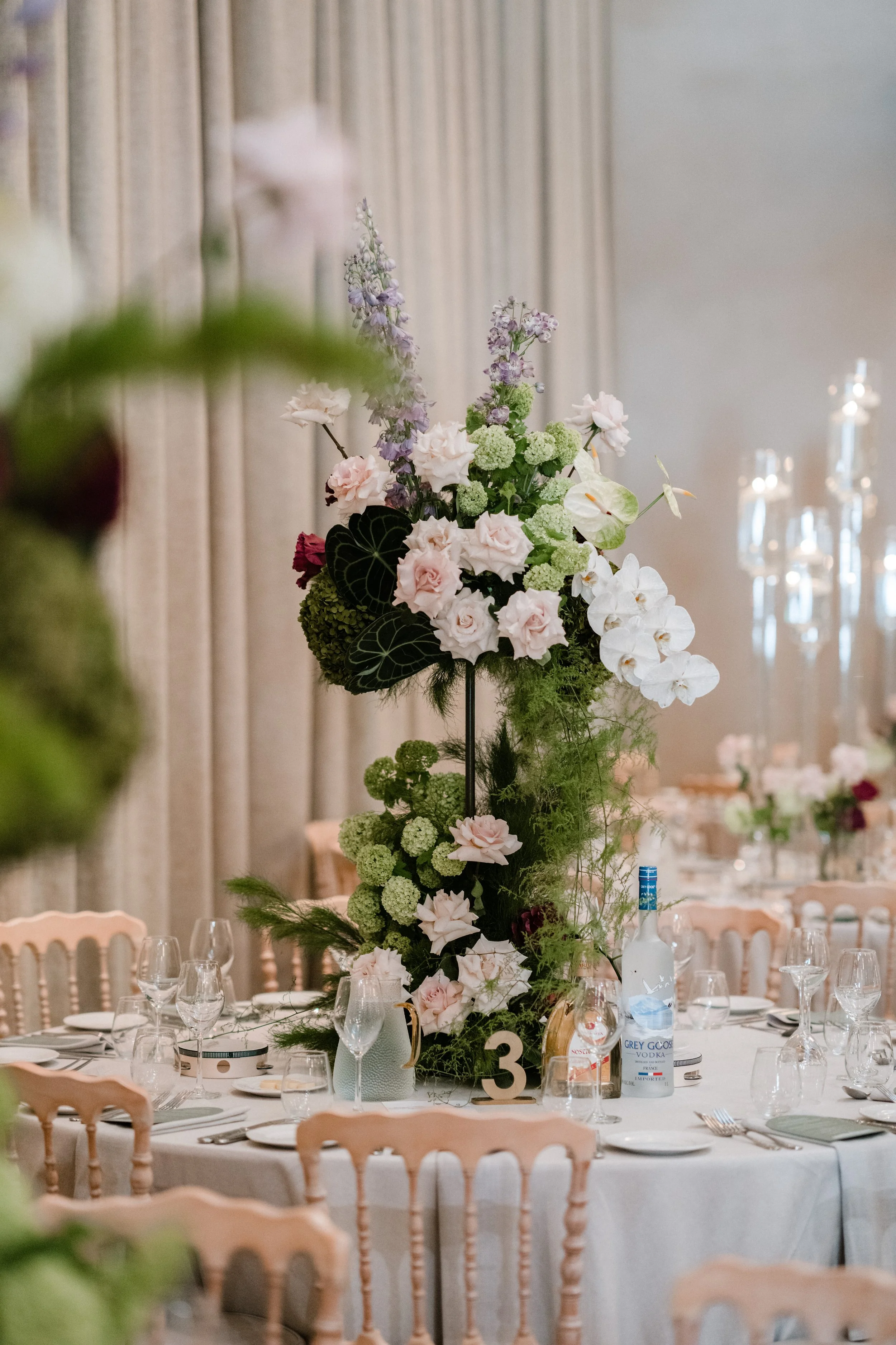 fsydney-wedding-floral-arrangements.jpg