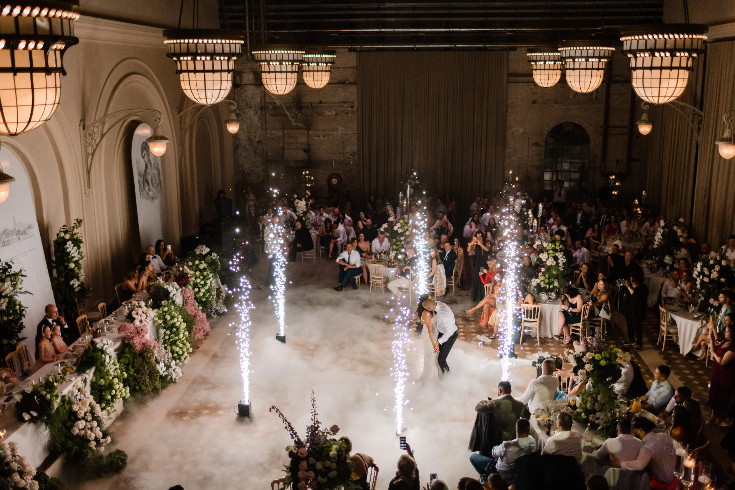 romantic-wedding-recpetion-decor.jpg