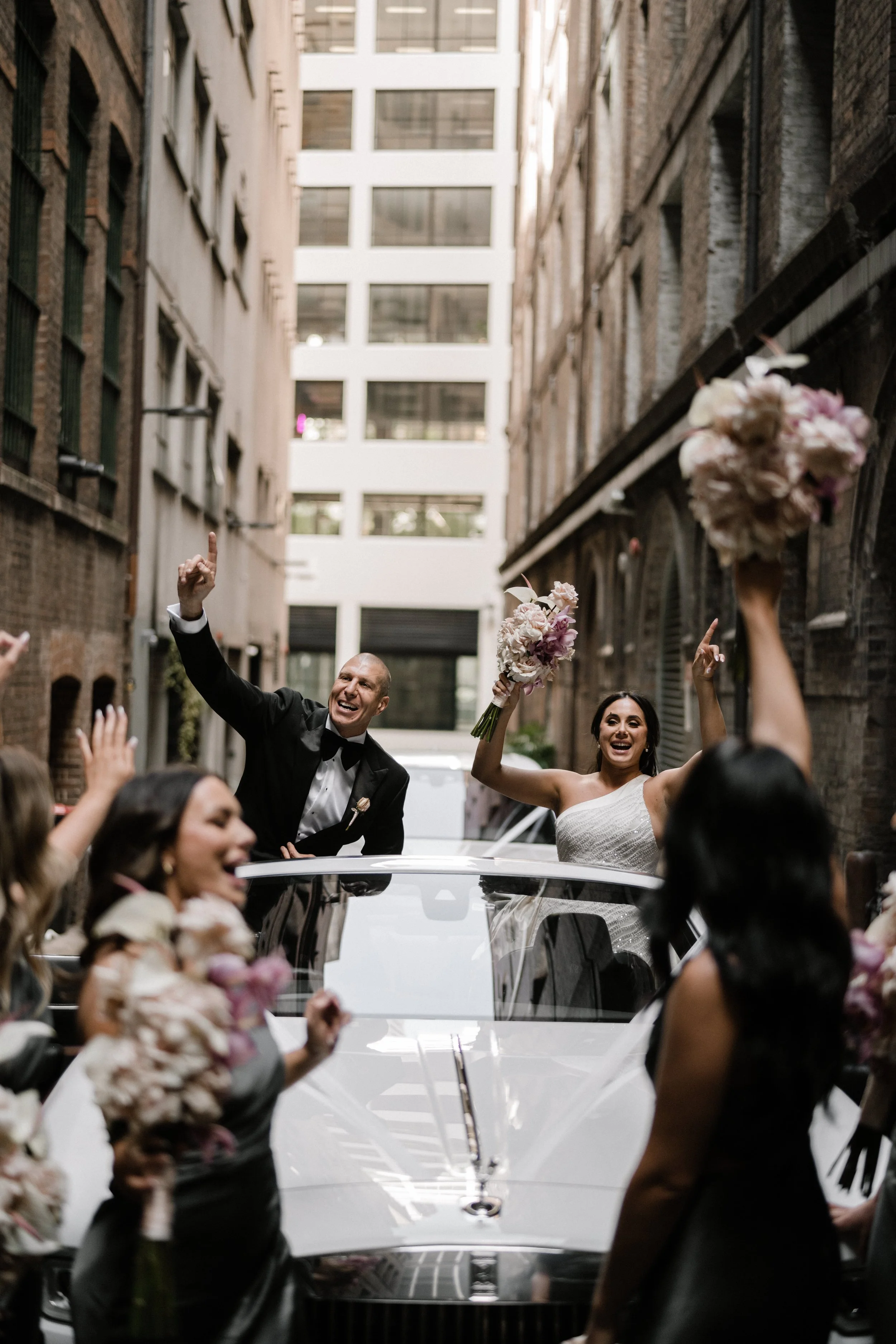 fun-wedding-party-photography.jpg