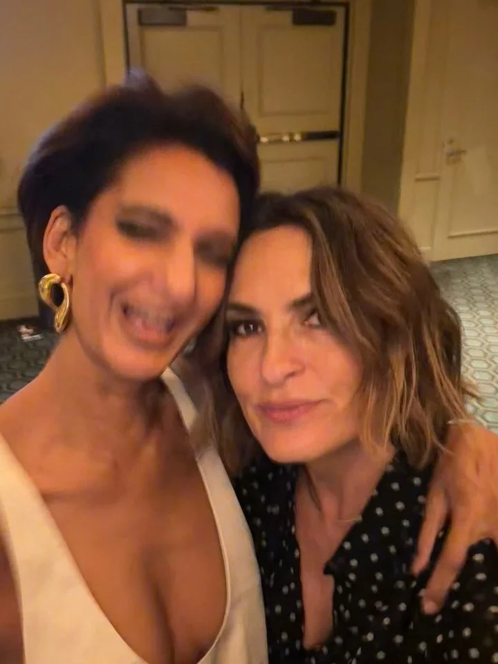 I saw theater in nyc and I remembered why I became an actor. 
What I saw on stage wasn&rsquo;t just talent but performers who left their everything on stage. All their heart, all their essence and all their brilliant magic. 
1. @therealmariskahargita