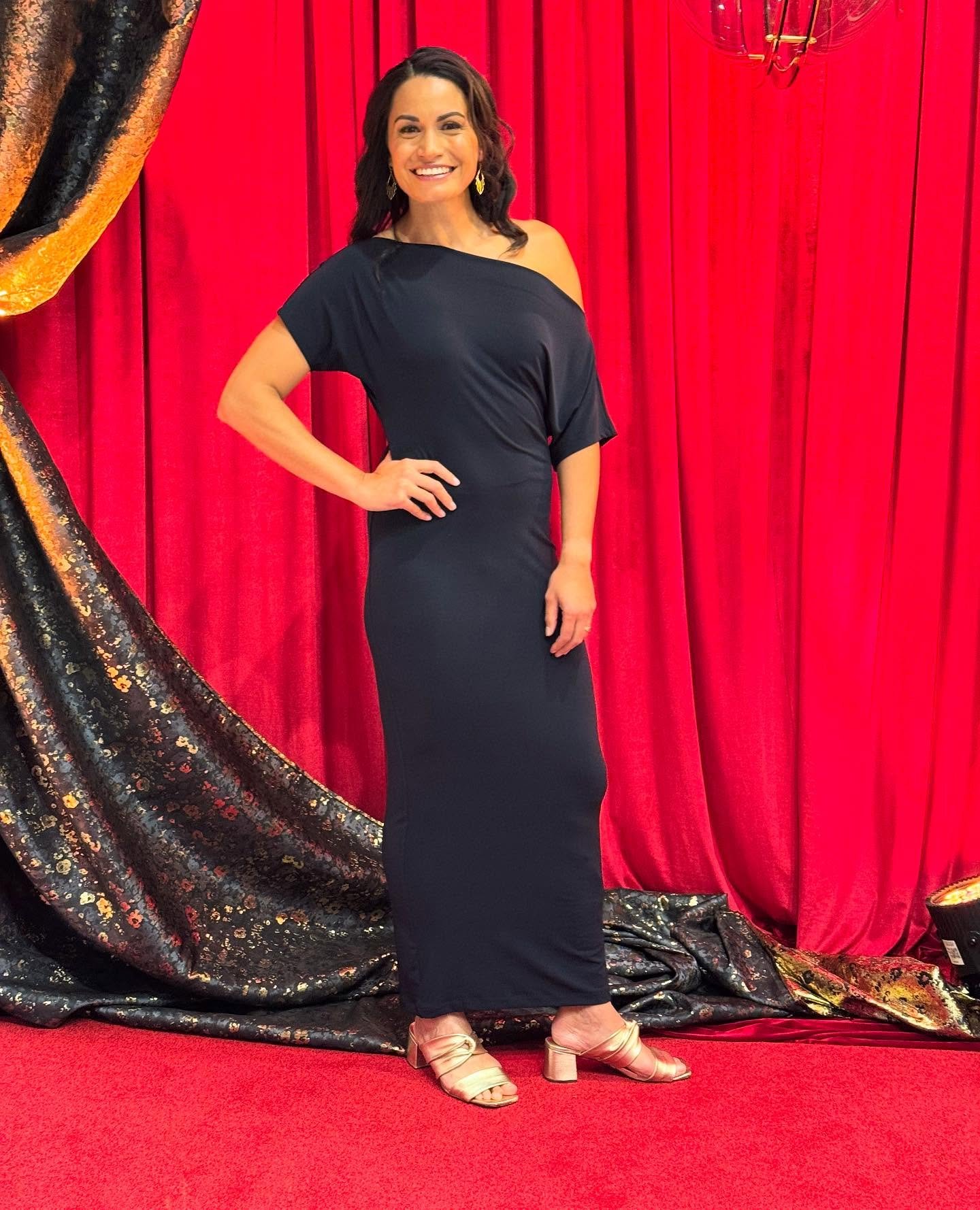 Out on a school night to MC the Natural Health Products NZ Awards with fabulous people contributing to NZ in so many ways✨

Excited to be at the iconic @christchurchtownhall wearing @knuefermann