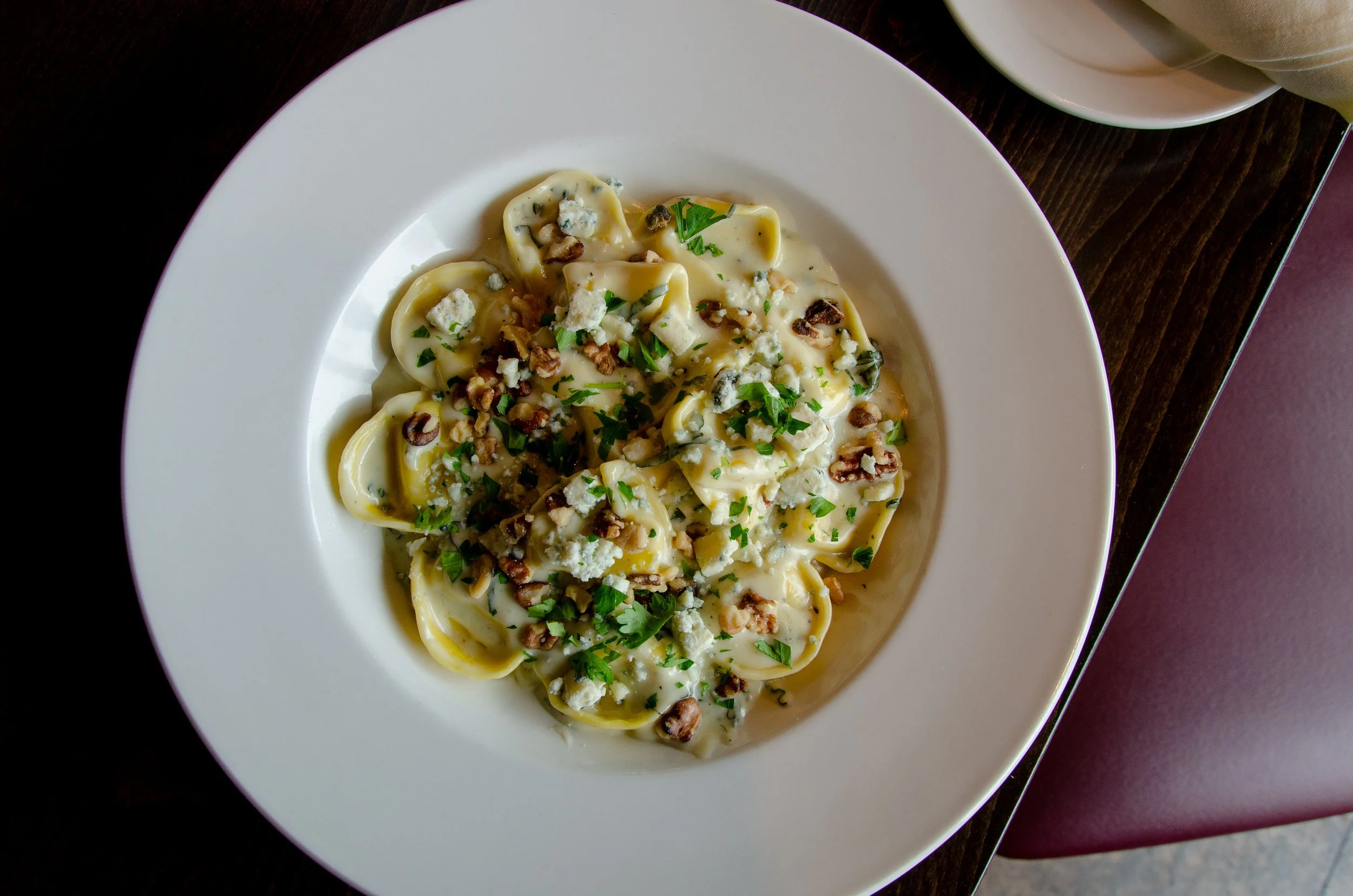 Lombardis Italian Restaurant & Bar