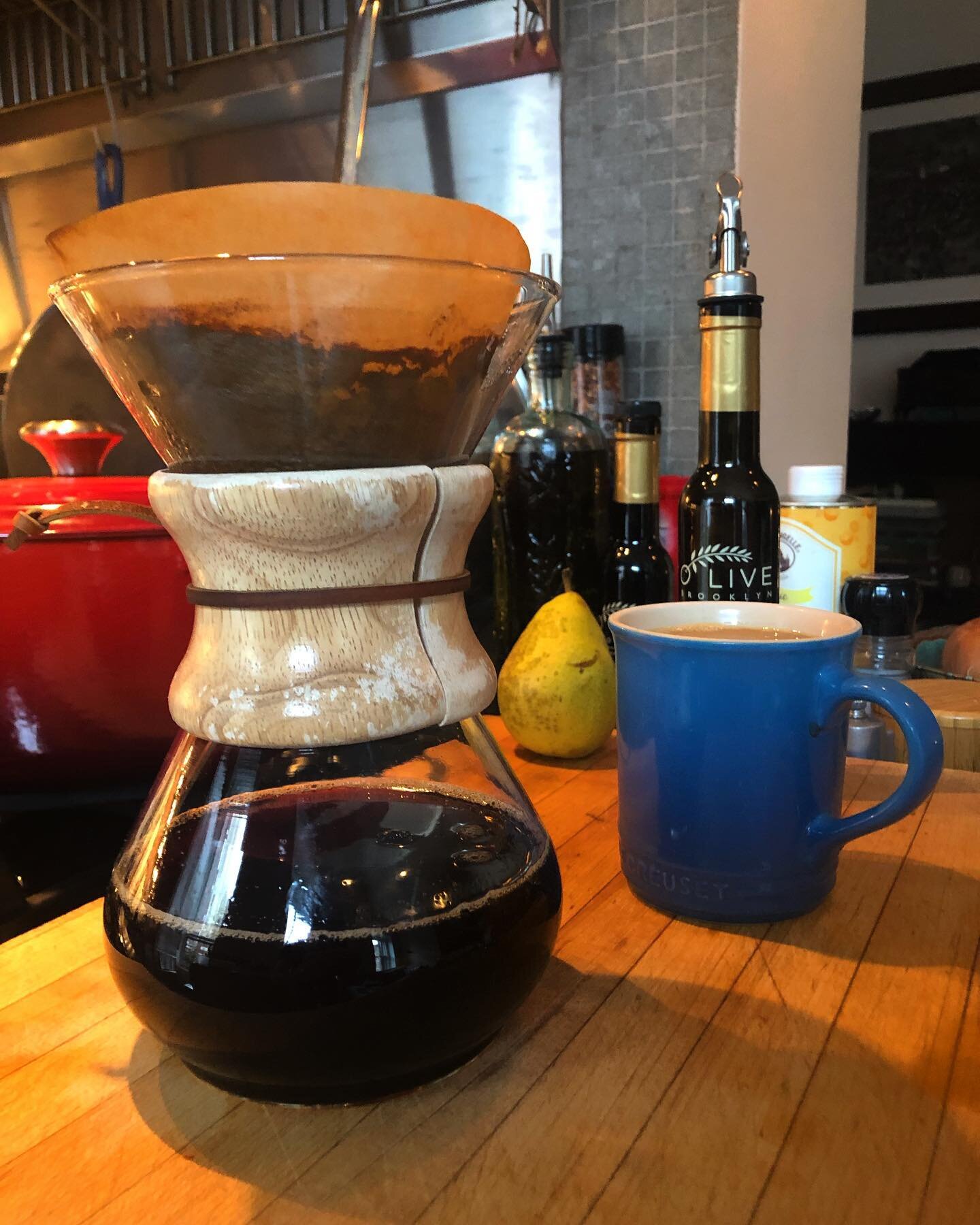 As anyone who prepares their coffee (thank you @bucklyncoffee for a transcendent Ethiopian Guji) in a Chemex will tell you, it is an act of time and patience that yields a truly superior experience. That time is also something I try to use to practic