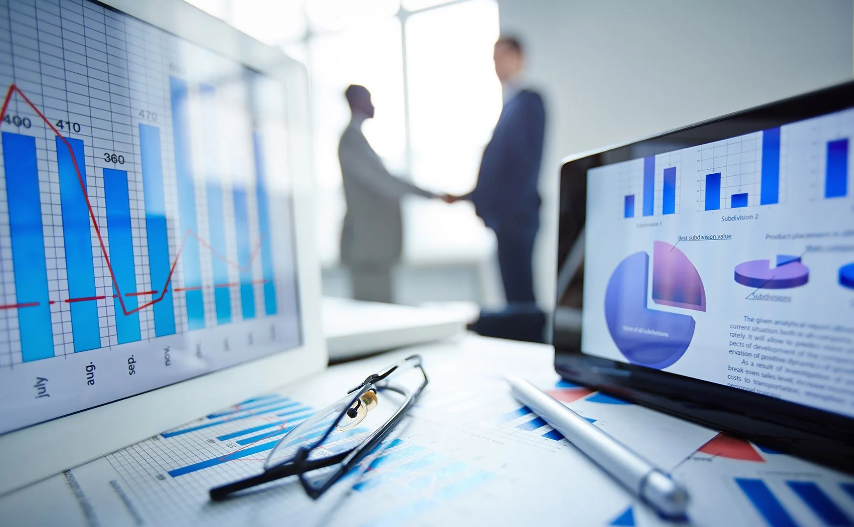 Bookkeeping Services, Payroll, Business management, Startup services, CRM