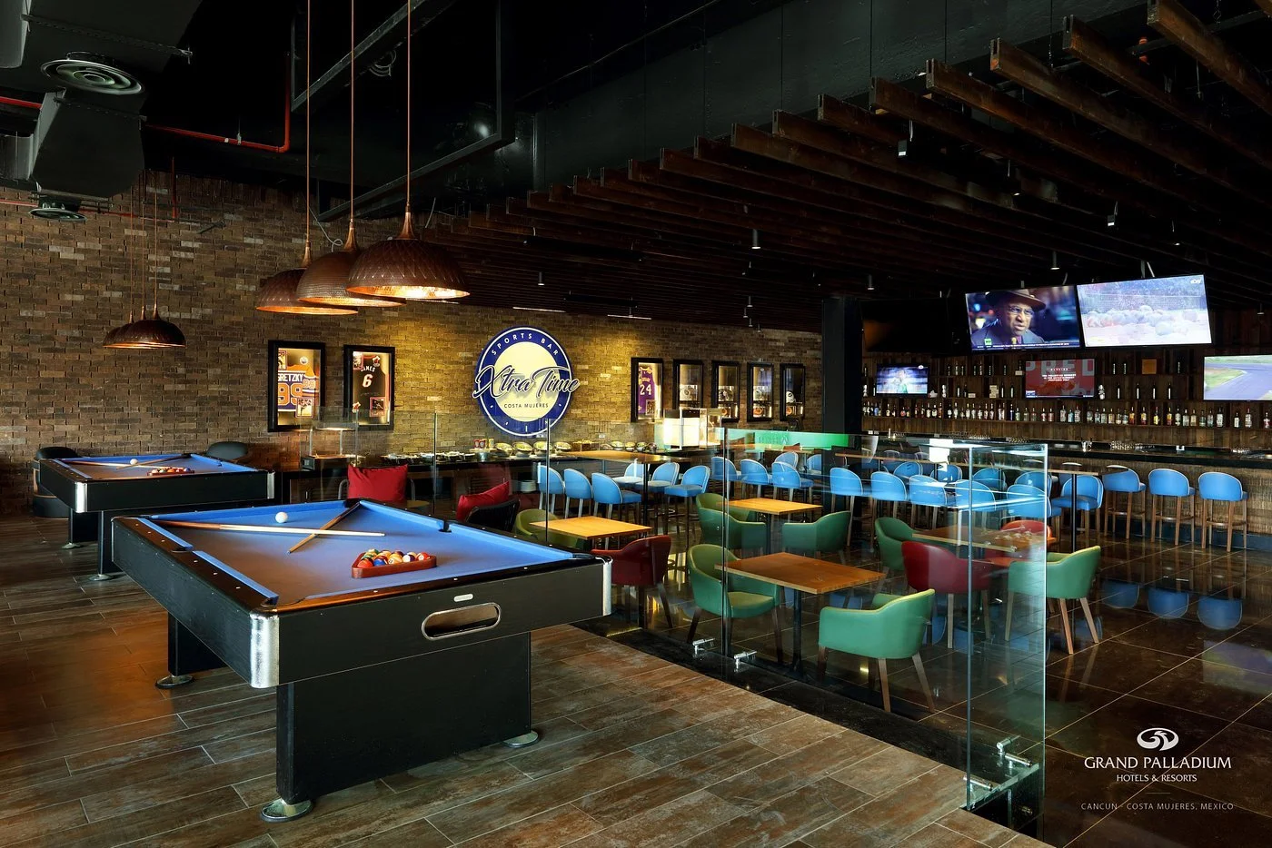 xtra-time-sports-bar2.jpg