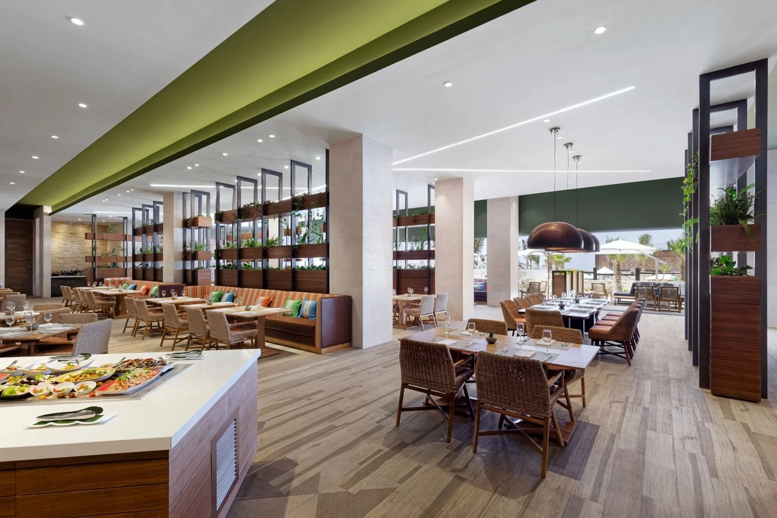 HRHLC_MARKET_RESTAURANT.jpg