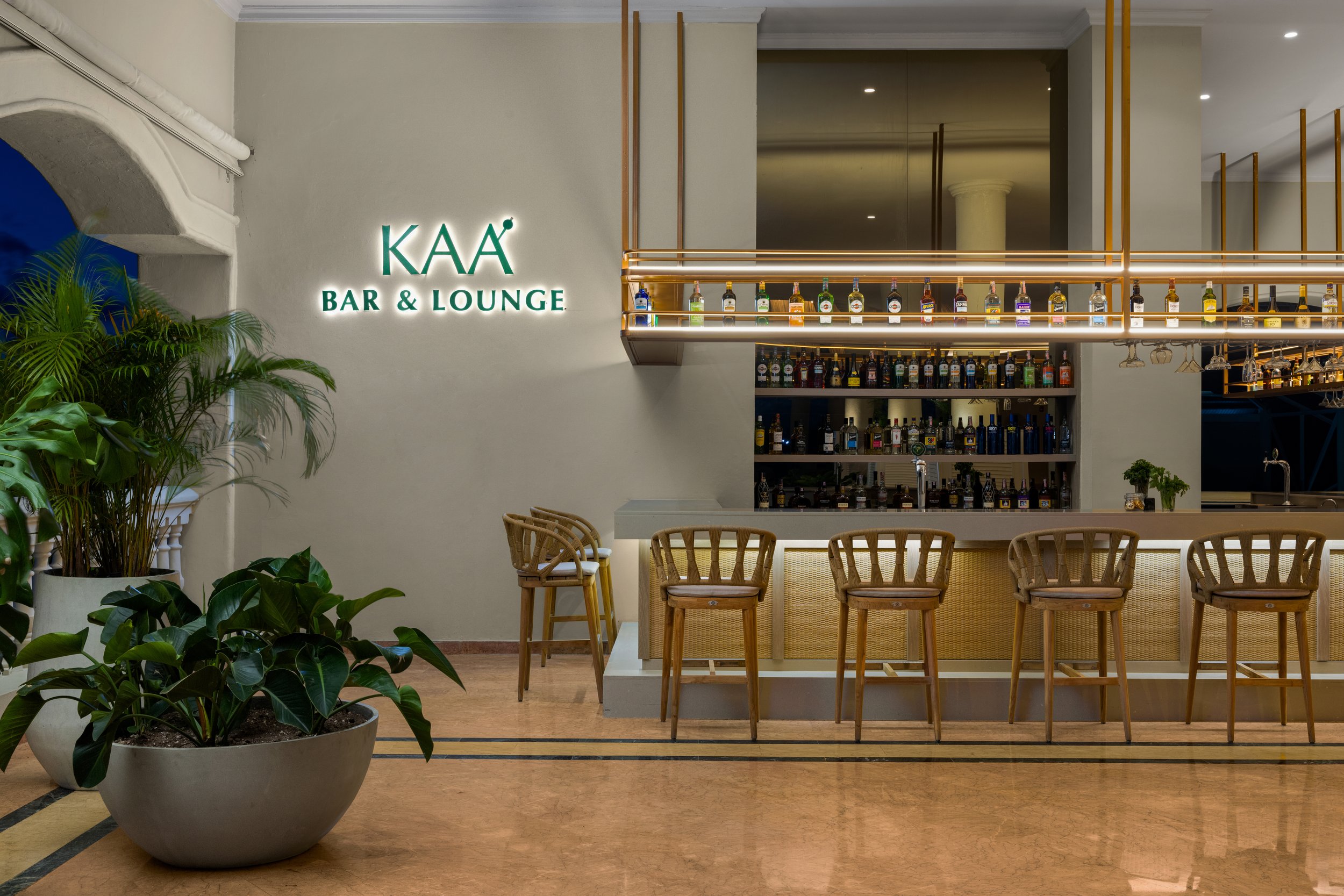 58542_restaurant_kaa_3.jpg