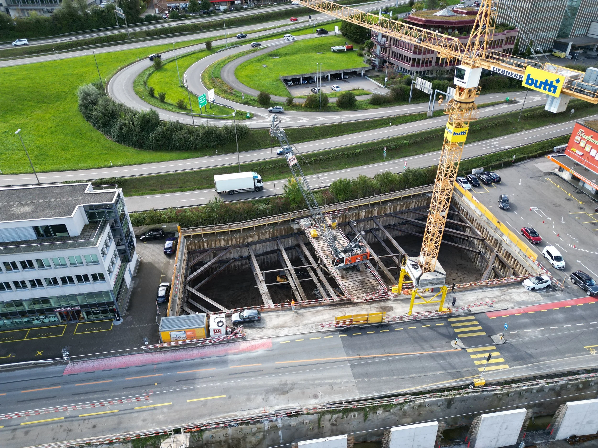Neubau Gewerbehaus Churerstrasse 156, Pfäffikon SZ