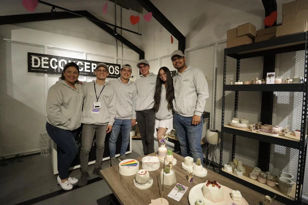 Este sue&ntilde;o de crear espacios para darle visibilidad a emprendimientos que sue&ntilde;an en grande no seria posible sin el apoyo de cada uno de ustedes

#Somosmutto #Expomutto #marcacional #tiendavirtual #reposteria #modacolombiana #artesanias