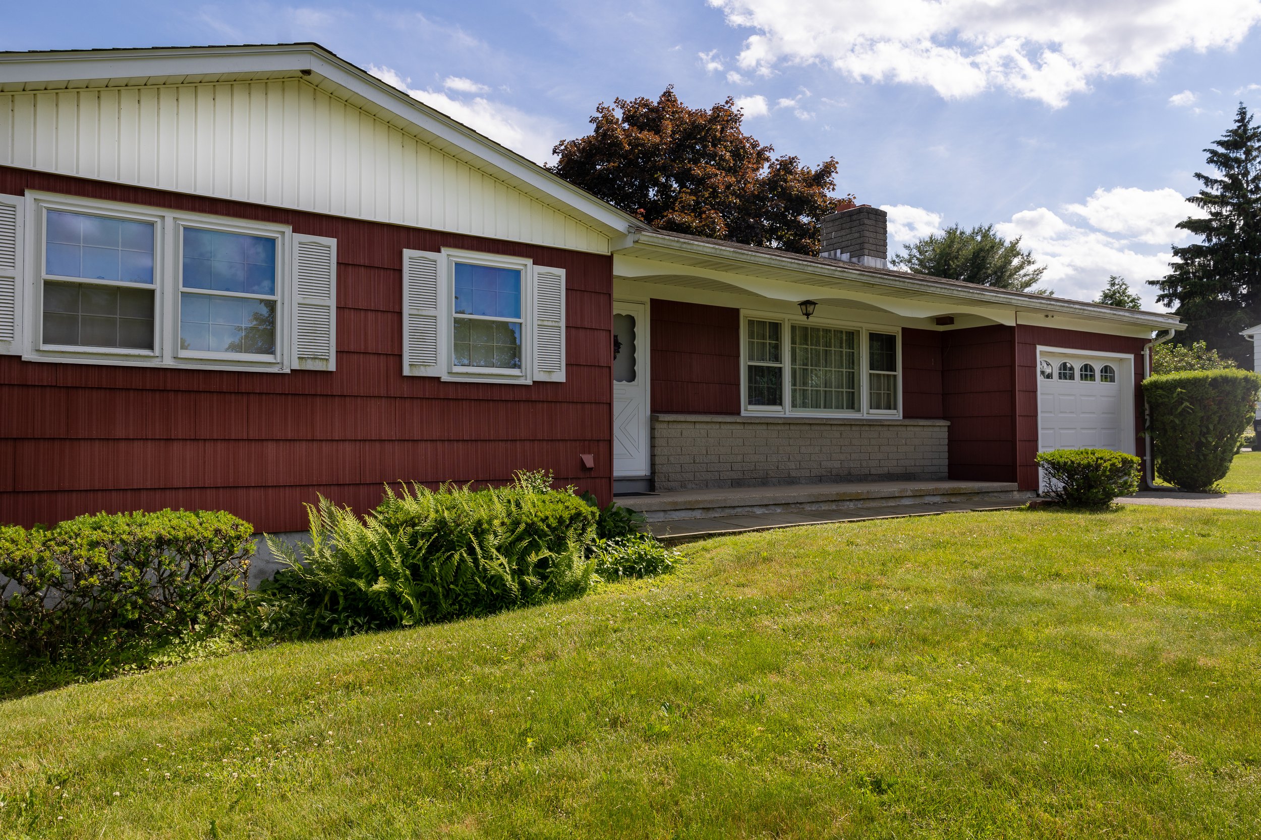 1 Lindy Drive - 38.jpg