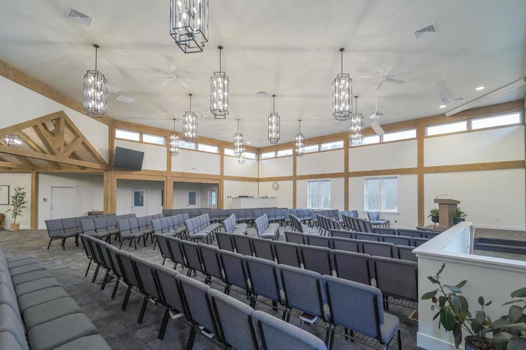 JCC timber framing with curved angle braces