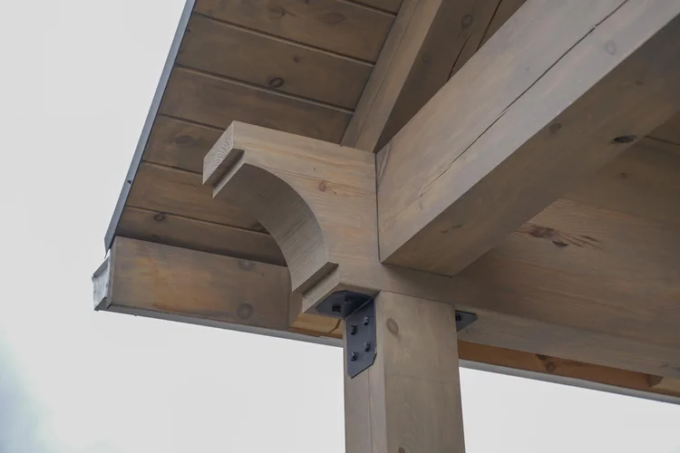JCC king post truss assembly
