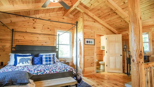 Loft with Bathroom