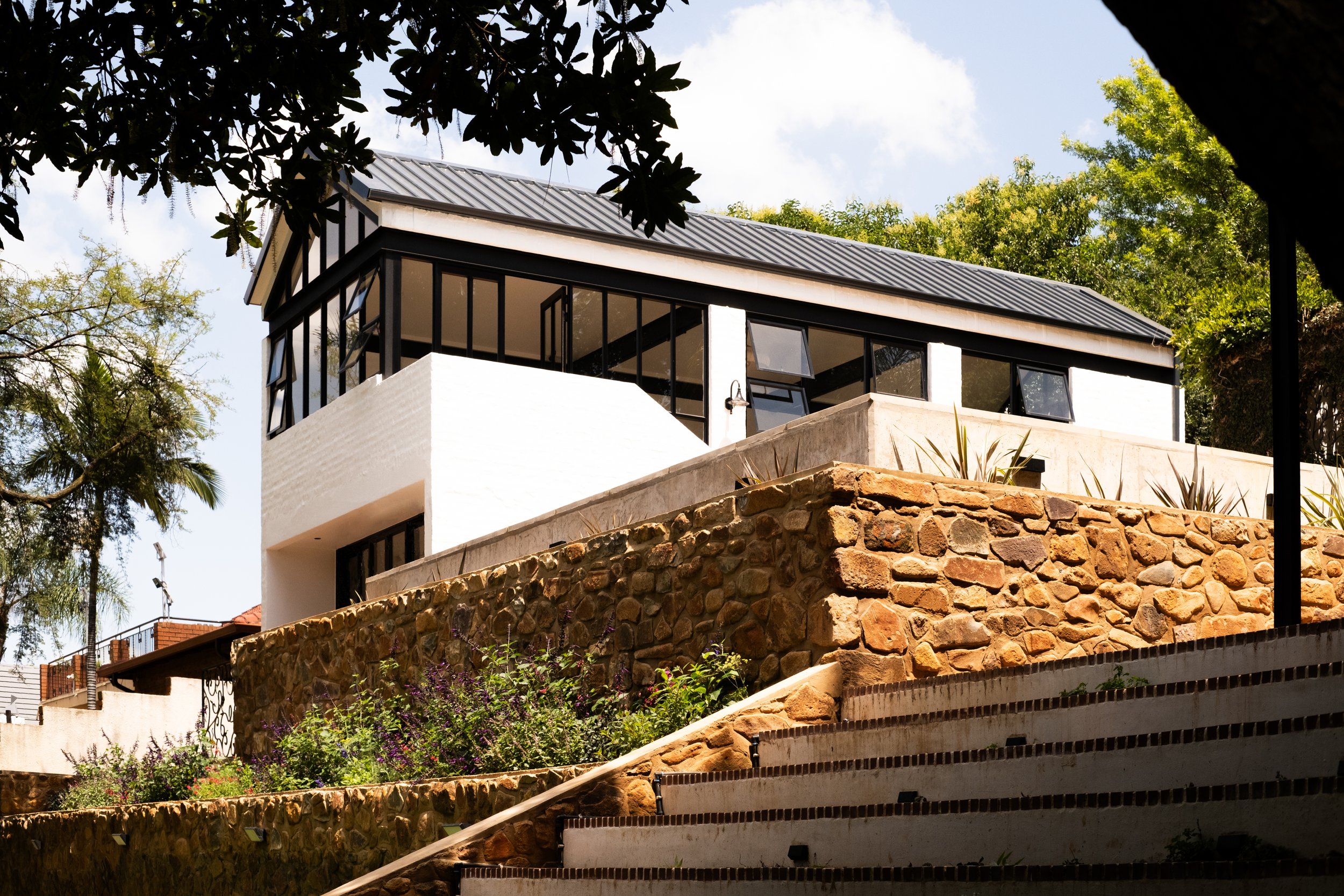 Lynnwood House-03.jpg