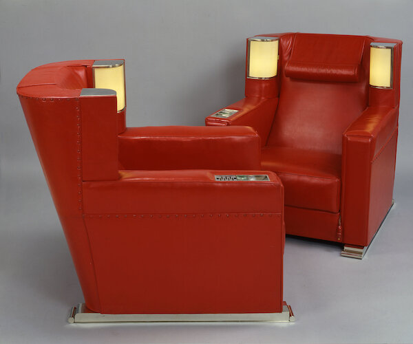 Pair of Armchairs with integrated light, Eckart Muthesius, 1931
