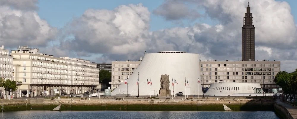 The Volcan: Oscar Niemeyer's Artistic Emergence in Le Havre