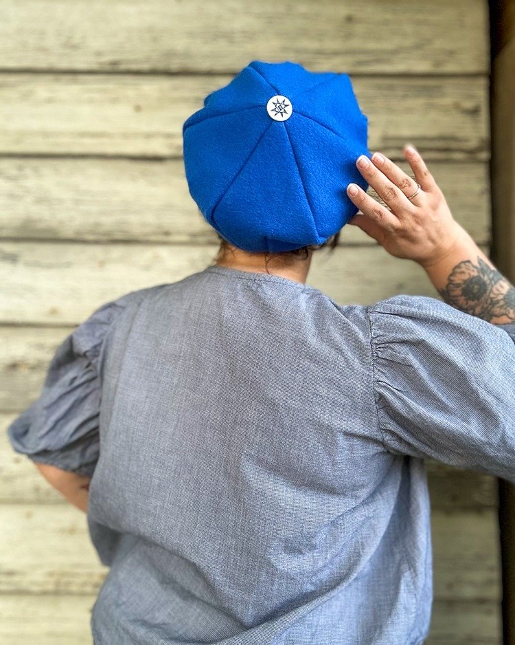 LOUVRE hat
