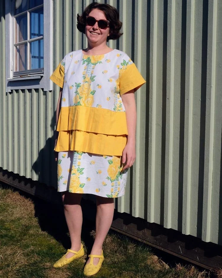 MORE FRILLS PLS dress