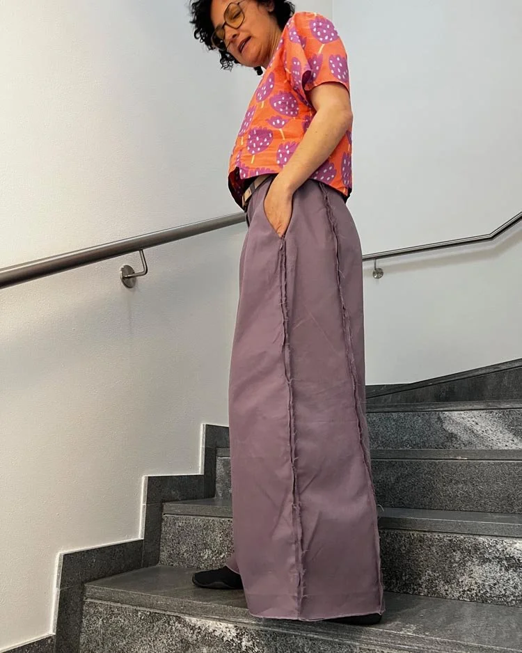FRAY trousers