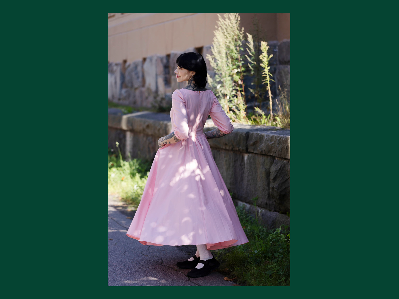 Shop_800x600px AUDETTE-sample-dress-pink-2.png