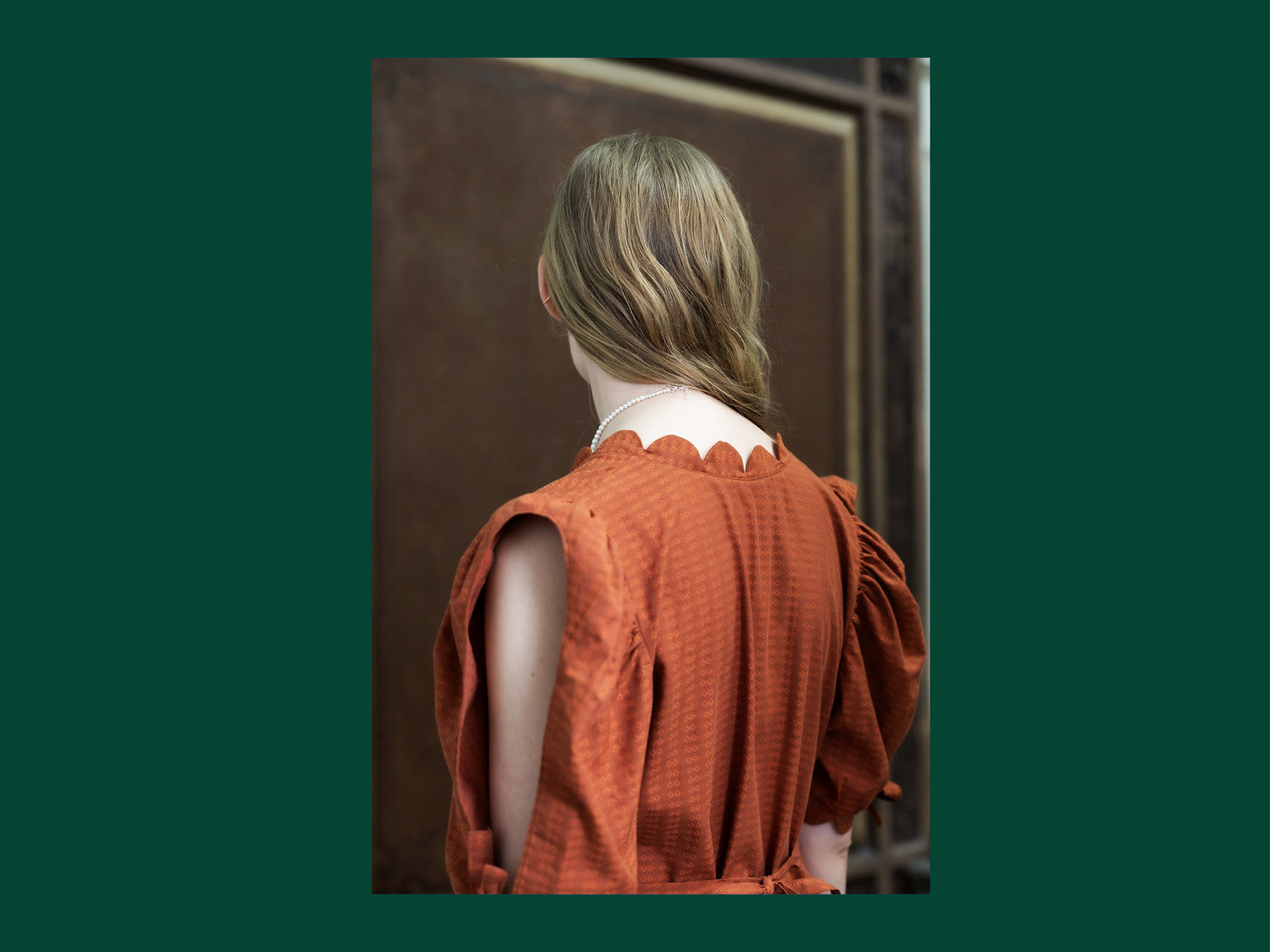 Shop_800x600px SELENA-sample-dress-orange-2.png