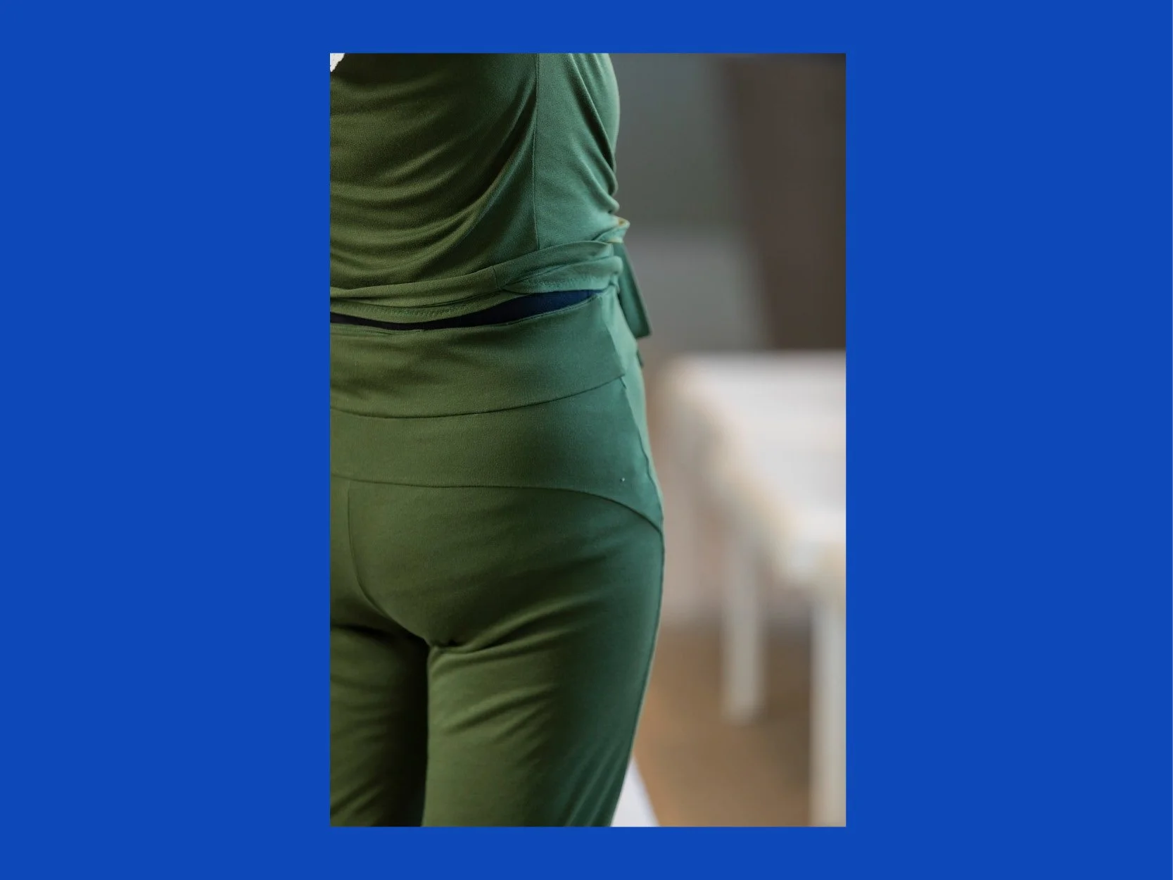 Shop_800x600px PLIE6.jpg