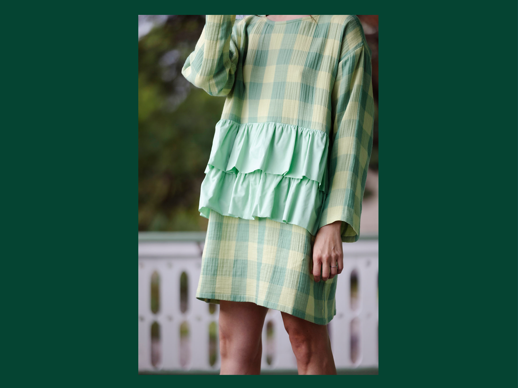 Shop_800x600px MORE FRILLS PLS-sample-1.png