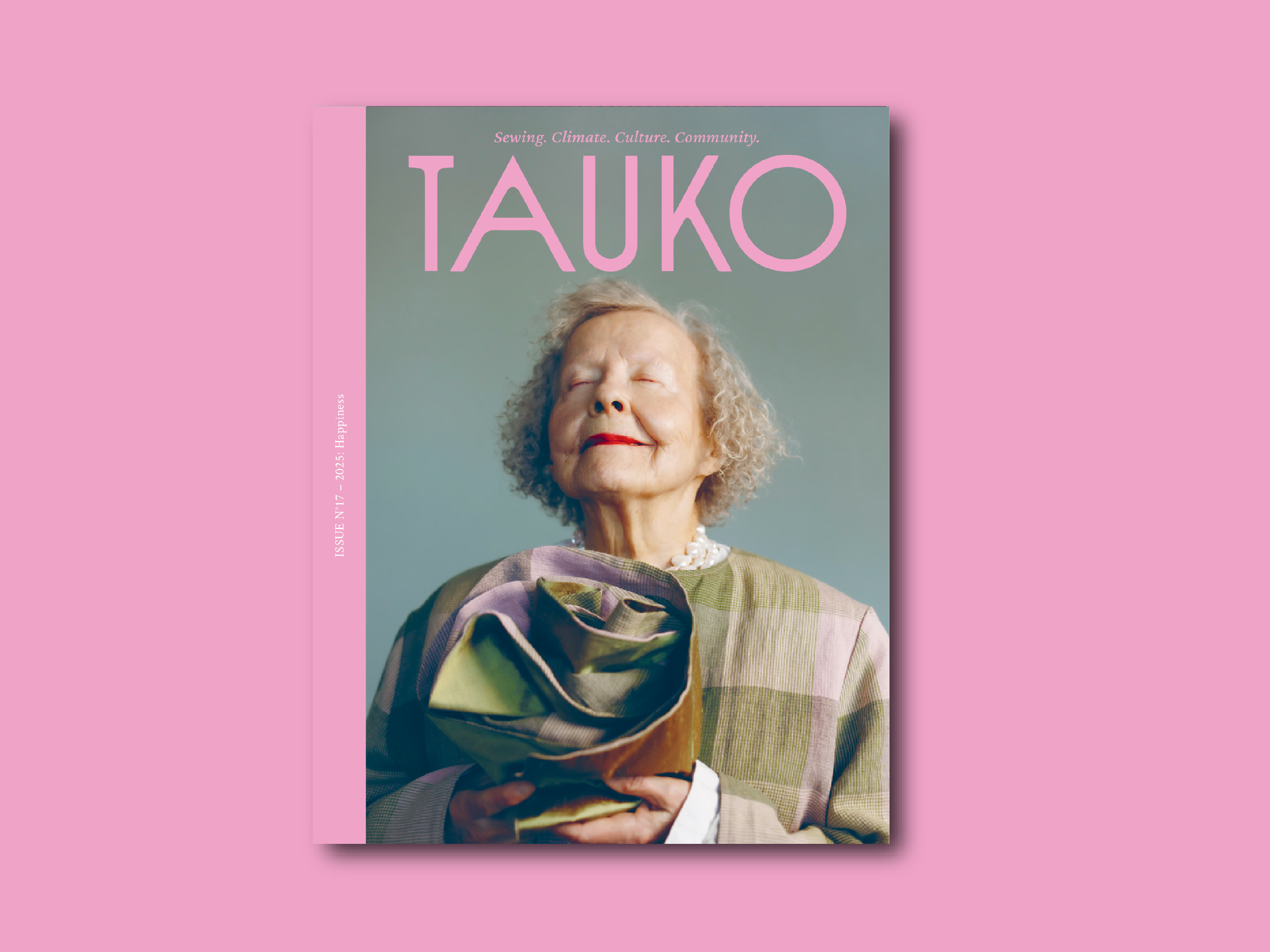 TAUKO_Mockup_Spreads issue no.17 print subscription_COVER.png