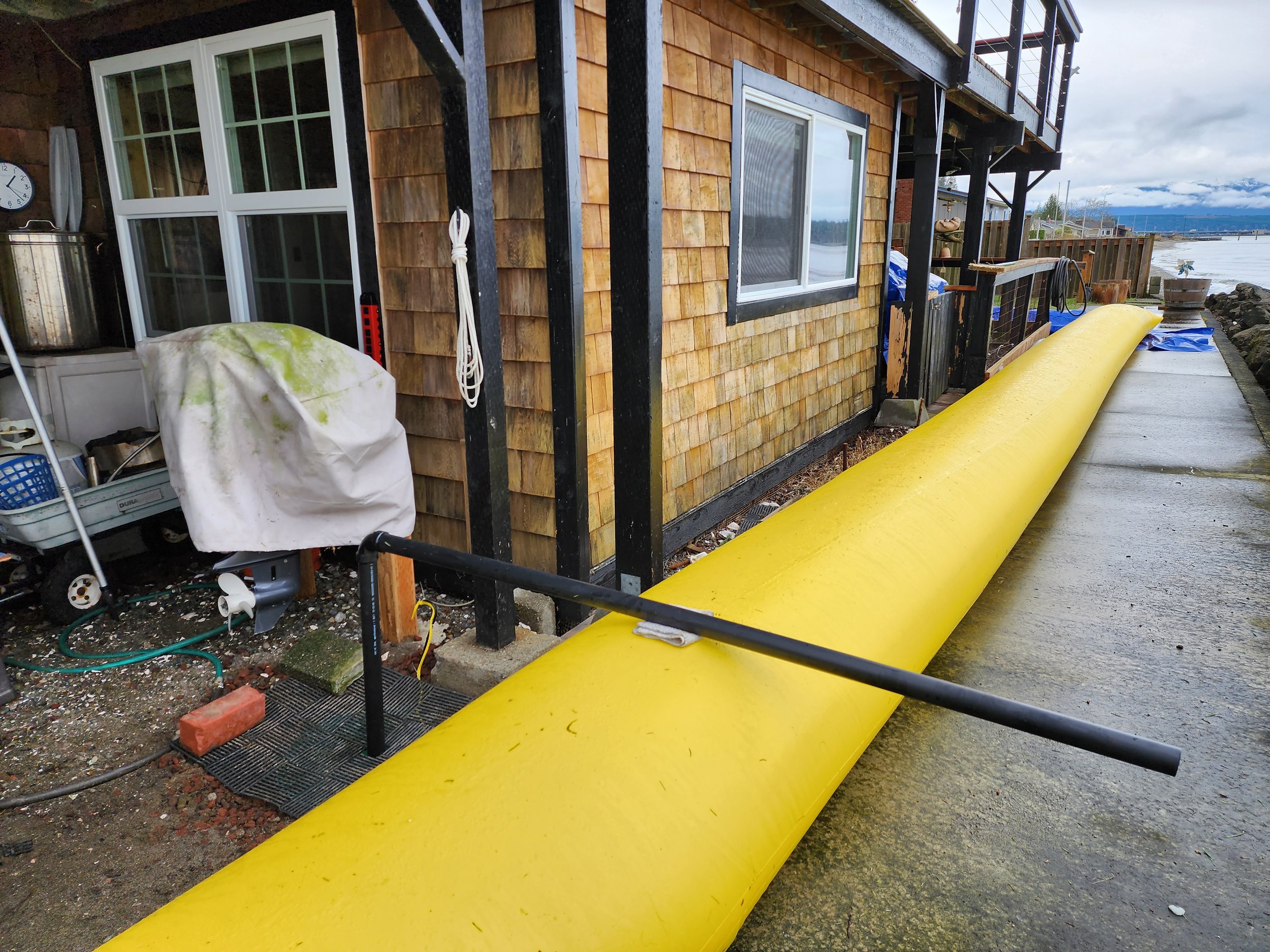 Water Filled Flood Barrier Tubes