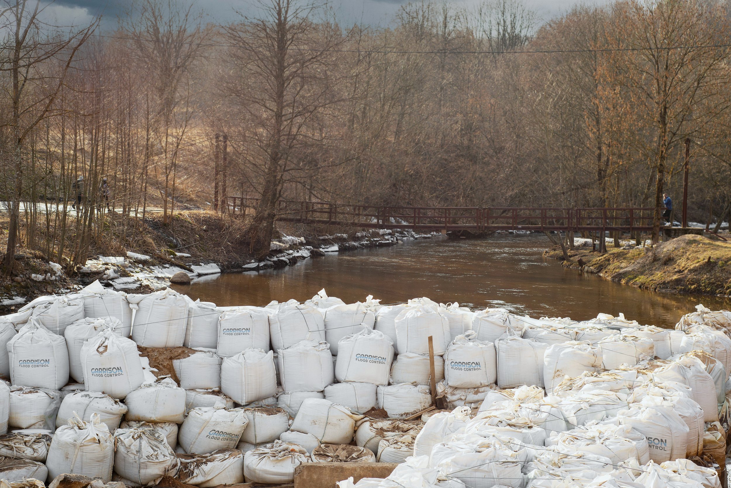 big bag flood barriers