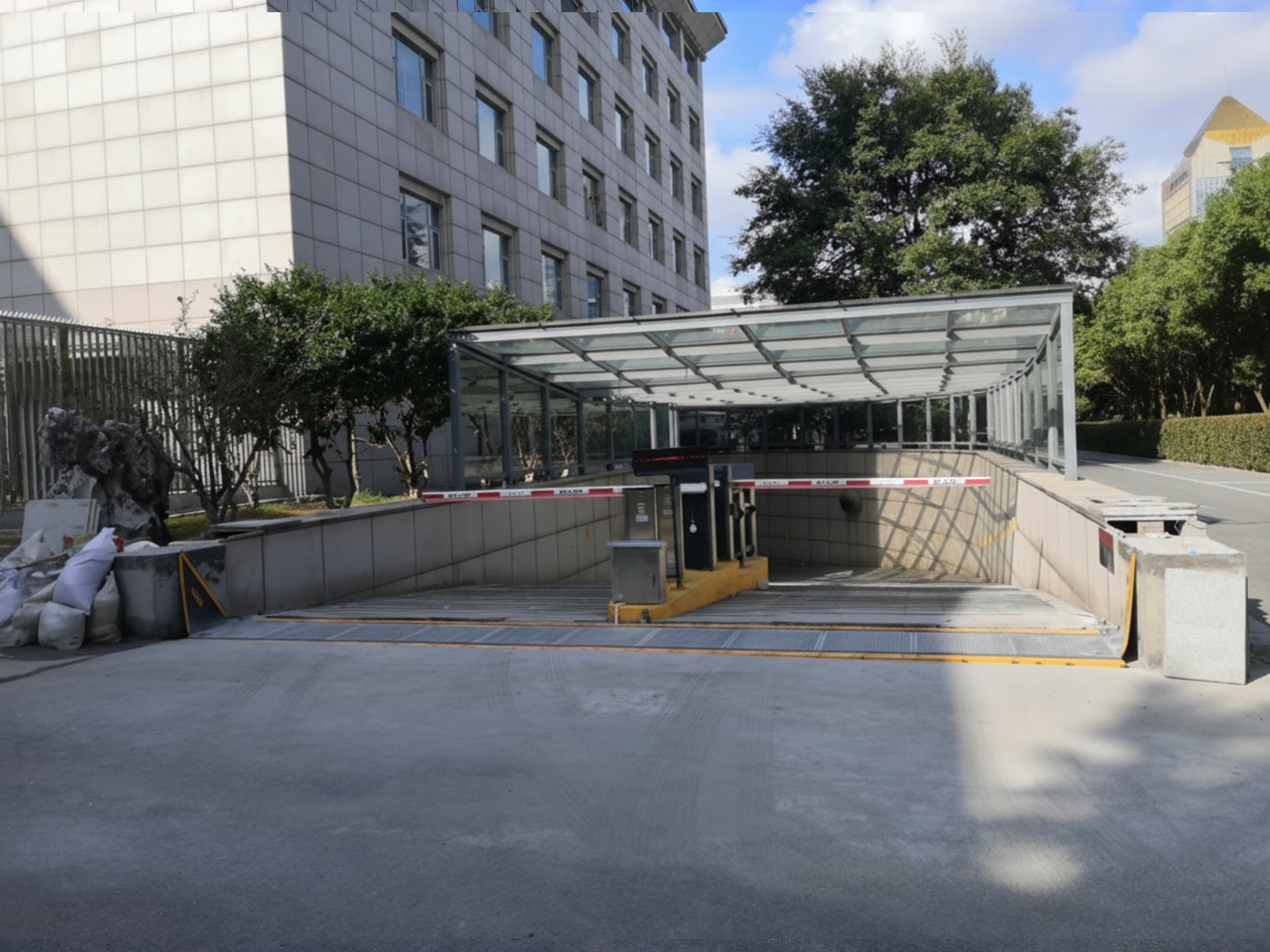 Office building parking flood protection barrier (Copy)
