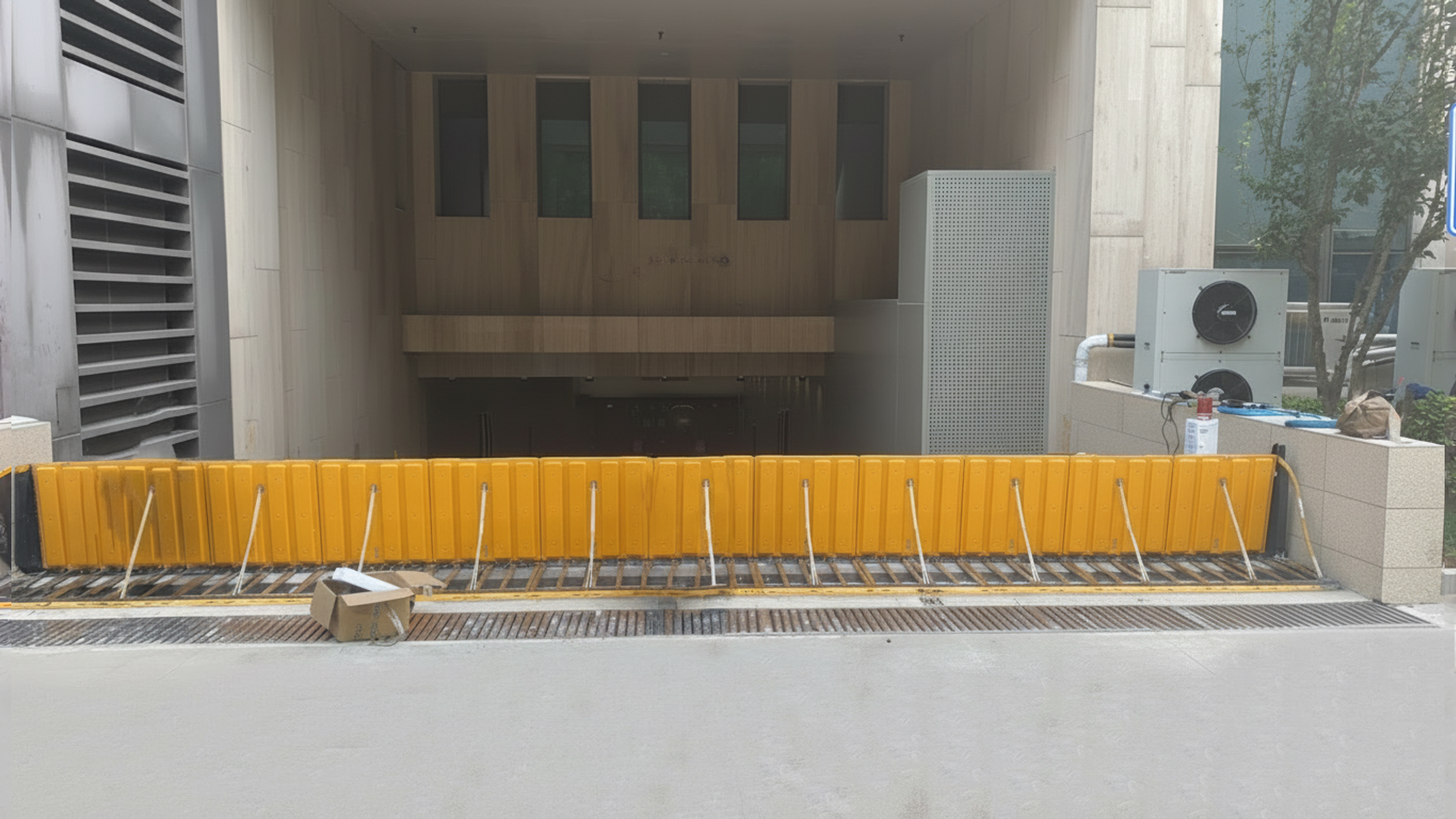 Deployed flood barrier (Copy)