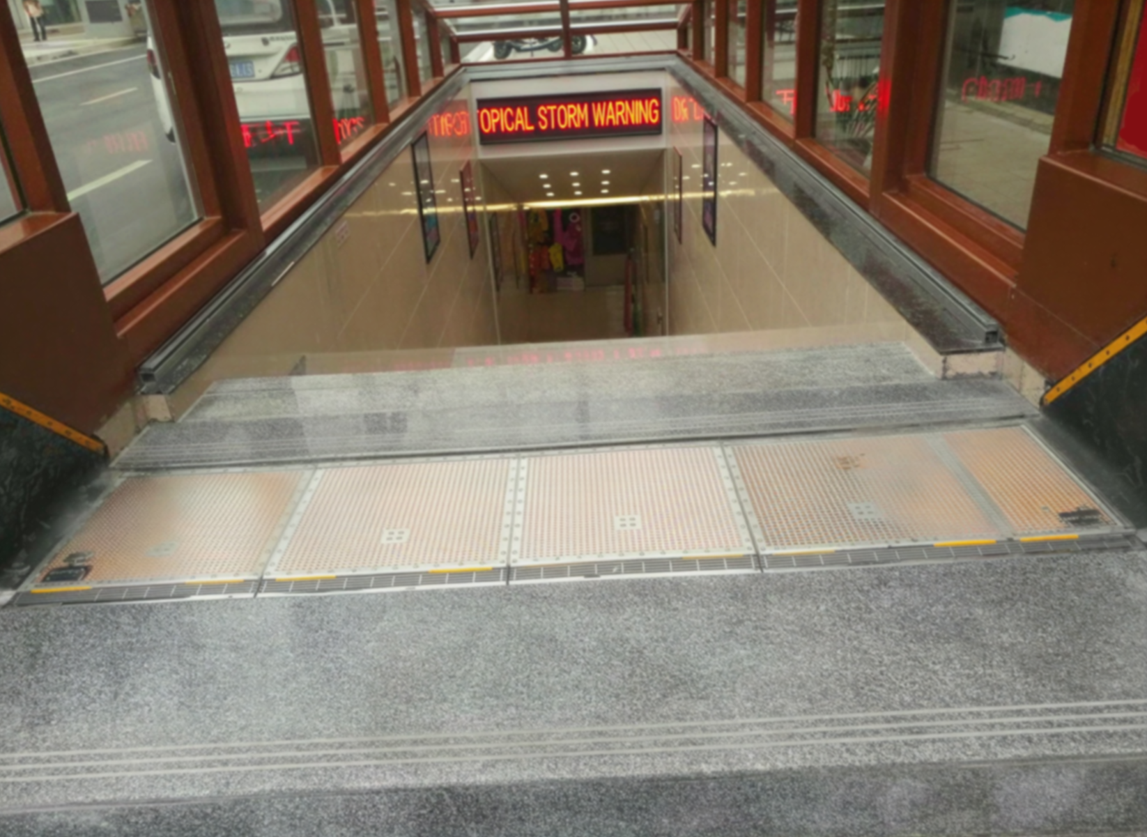 Subway entrance flood prevention barrier (Copy)
