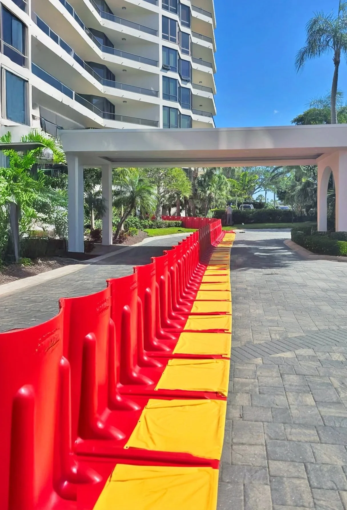 temporary perimeter flood barriers