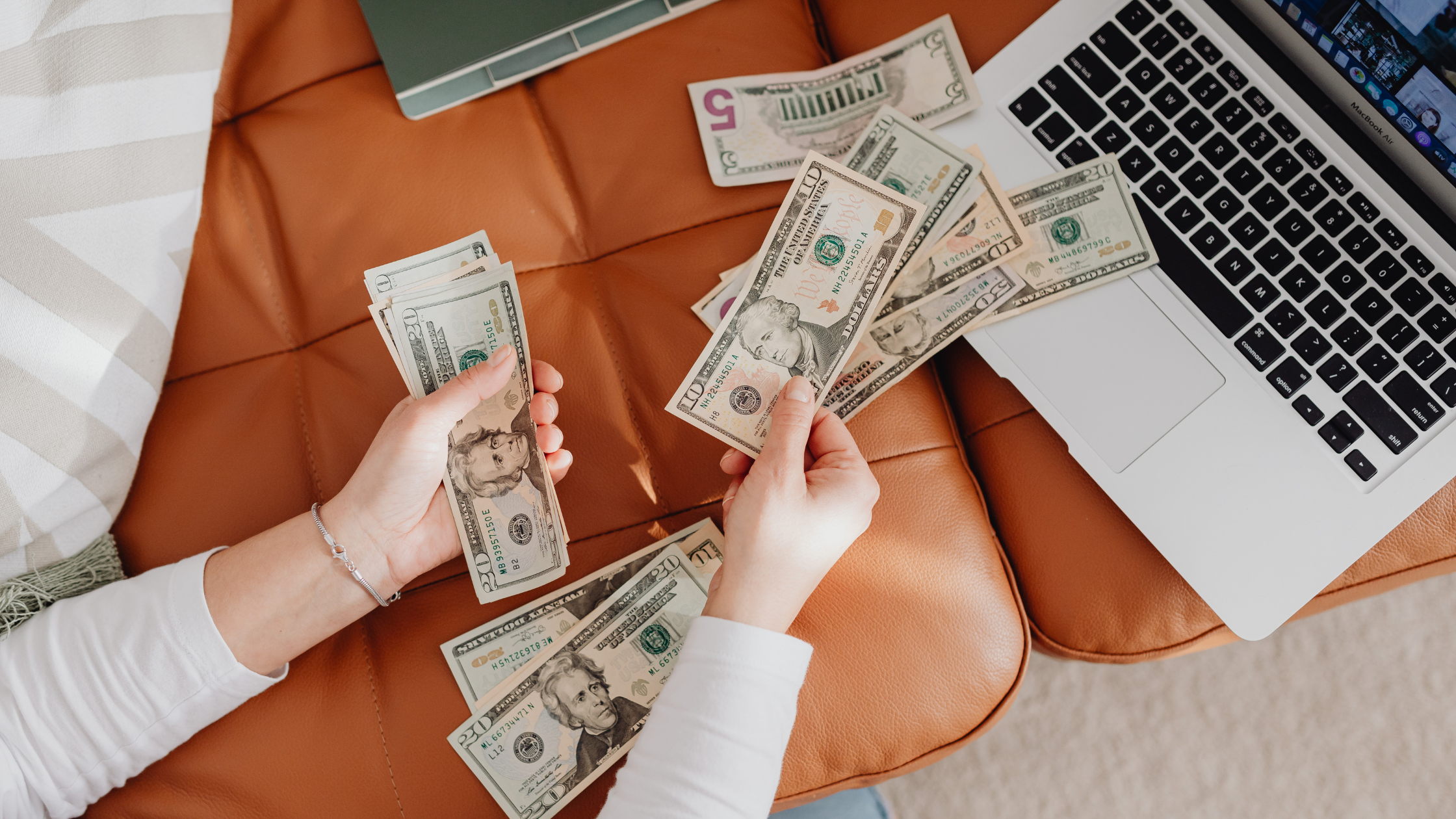 What they don't teach you about money in college 