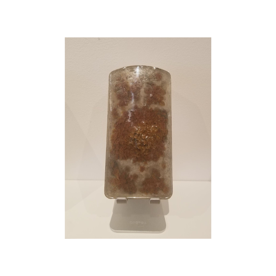 resin orange shelf.png