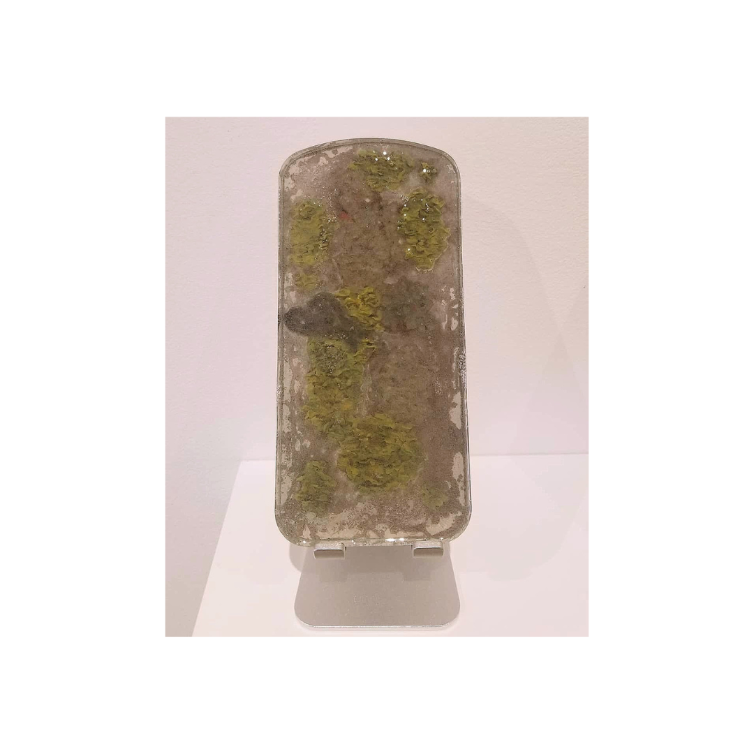 resin green left shelf.png