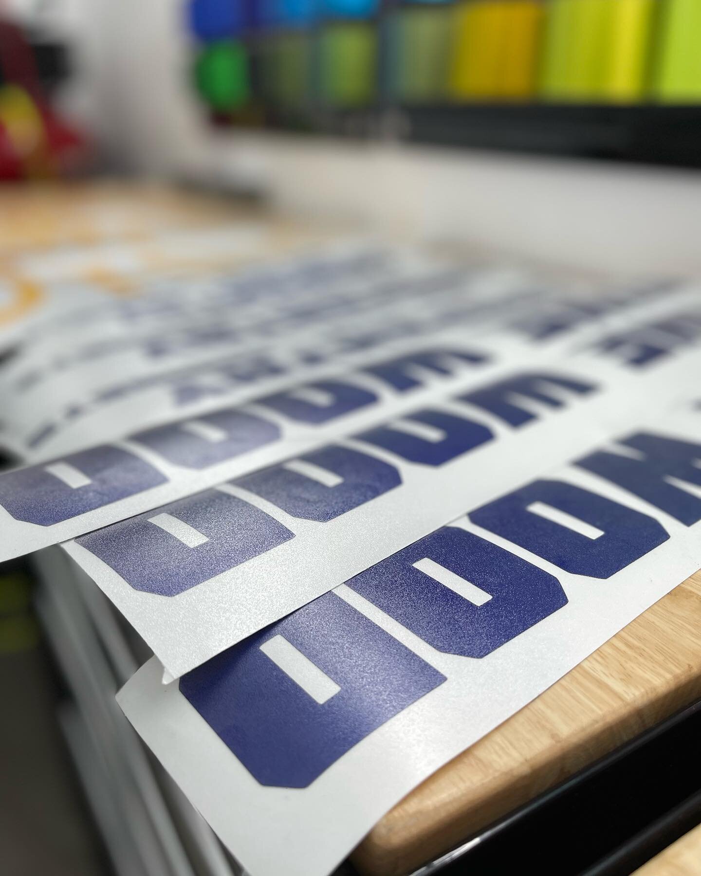 CUSTOM VEHICLE LETTERING- COMMERCIAL FLEET SERVICES- CUSTOM SIGNAGE- FULL COLOR CUSTOM PRINTED VINYL AVAILABLE- CALL OR EMAIL TODAY