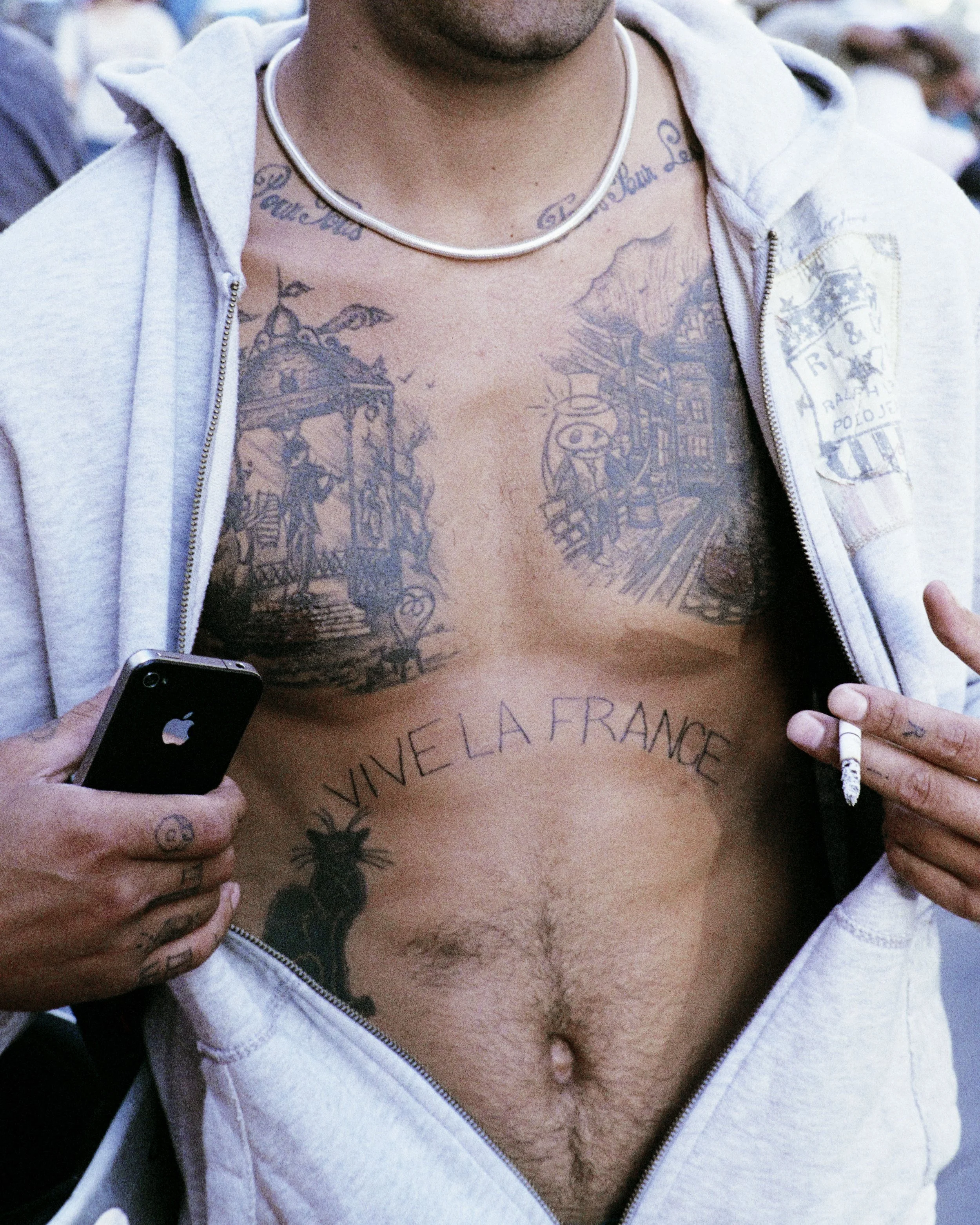 vive la france HD 850 exV1 crop good copy.jpg