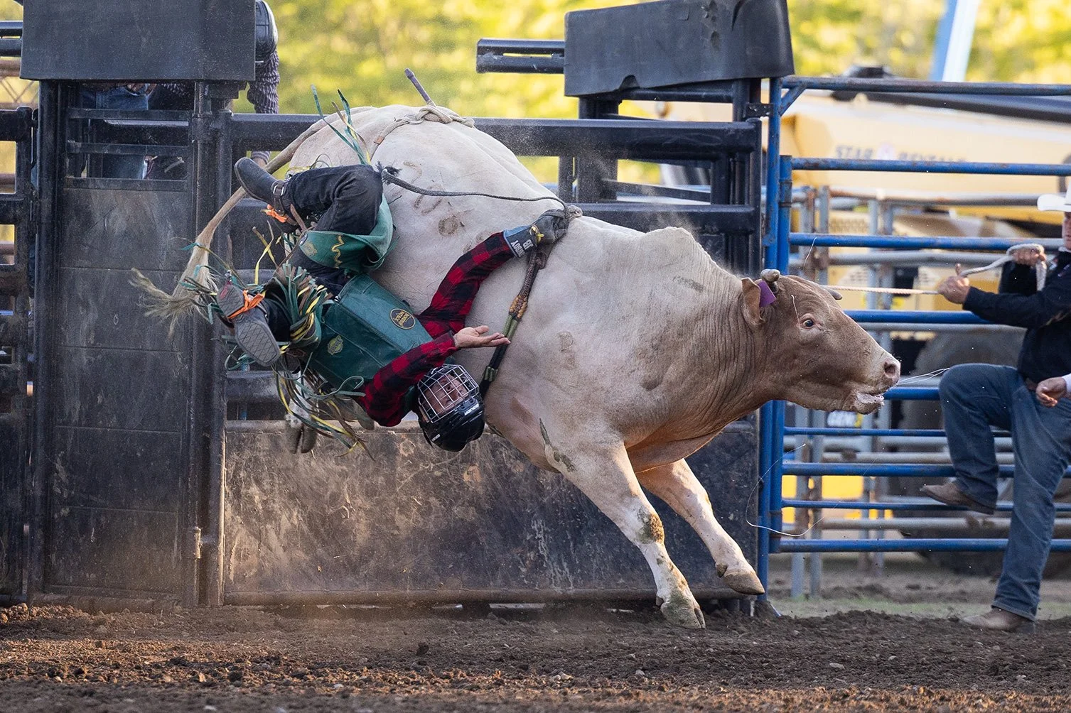 Clark-County-Fair-Bull-Riding_46.jpg