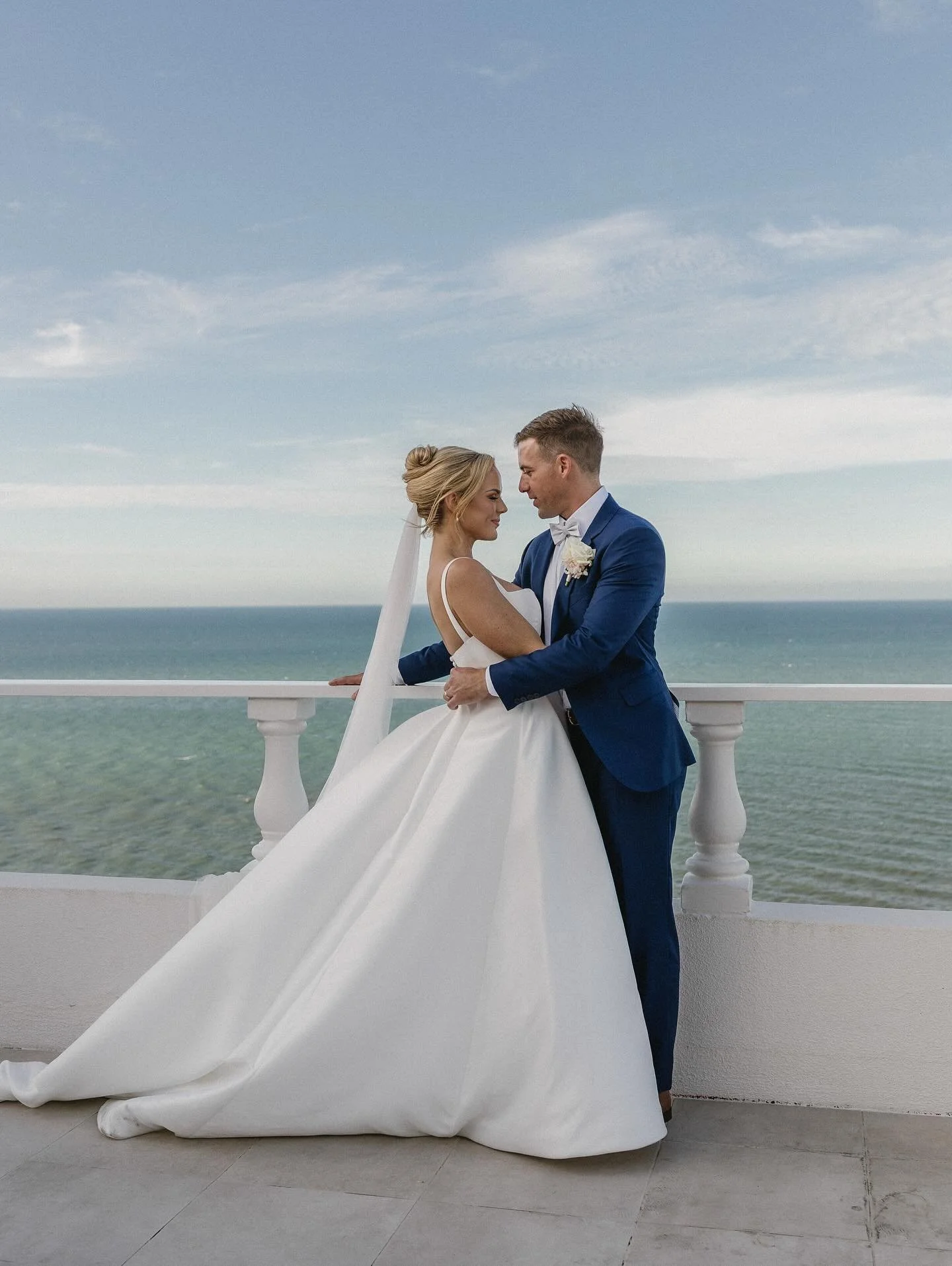 Danni + Jadd ♡

The dreamiest day @avillagail 

@love_dannix
@jaddys
@jessicabaileymua 
@makeupbycarlyb 
@portdouglascelebrantpaigewhyte 
@kyhastudios 
@avillagail 
@harloau 
@lolaknightofficial 
@flor.florals 
@rowedesigngoldandsilversmith
@_oliviag