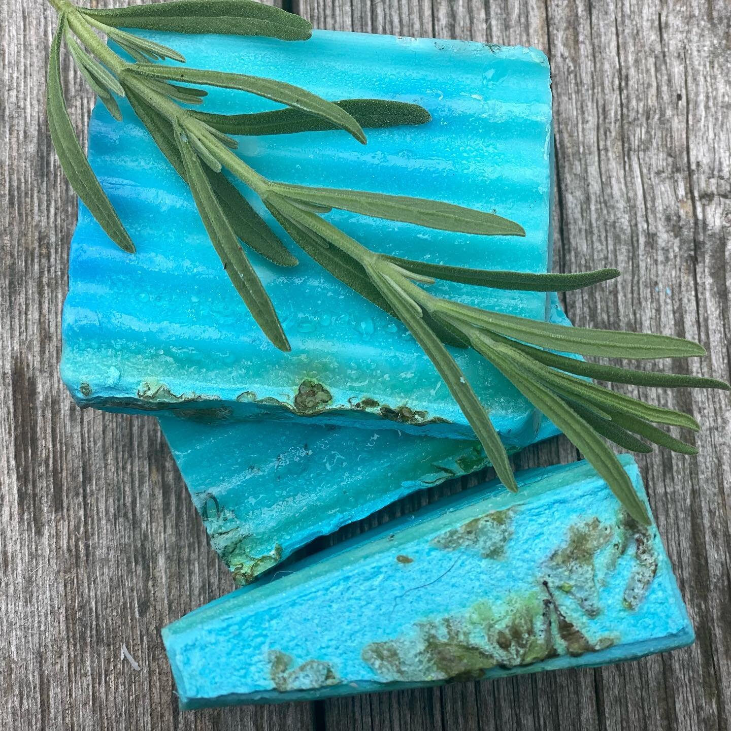 Seaside inspiration for &ldquo;Ro&rdquo;, Rosemary, cotton linen &amp; sea salt in a summer shade of blue!  #soap #soapmaking #soapcrafting #soapmakerslife #soaping101 #soapcoldprocess #soapwithlove #soapdesigns #soapdesigns #summersoaps #soapingfun 