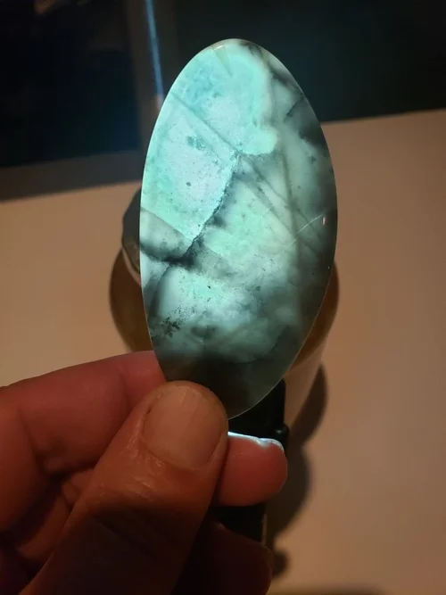 Polished labradorite