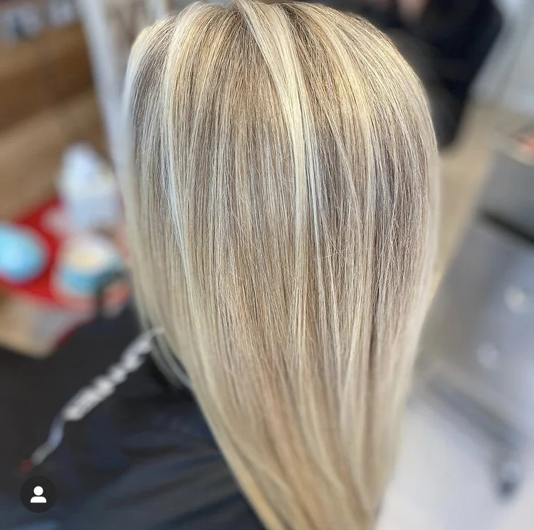 Long Straight Blonde.jpg