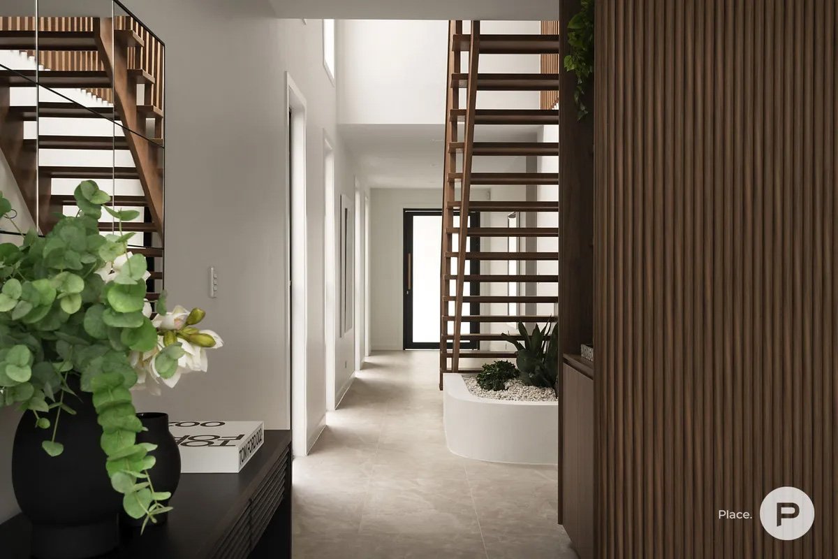 42 Gilmore Street 2.jpg