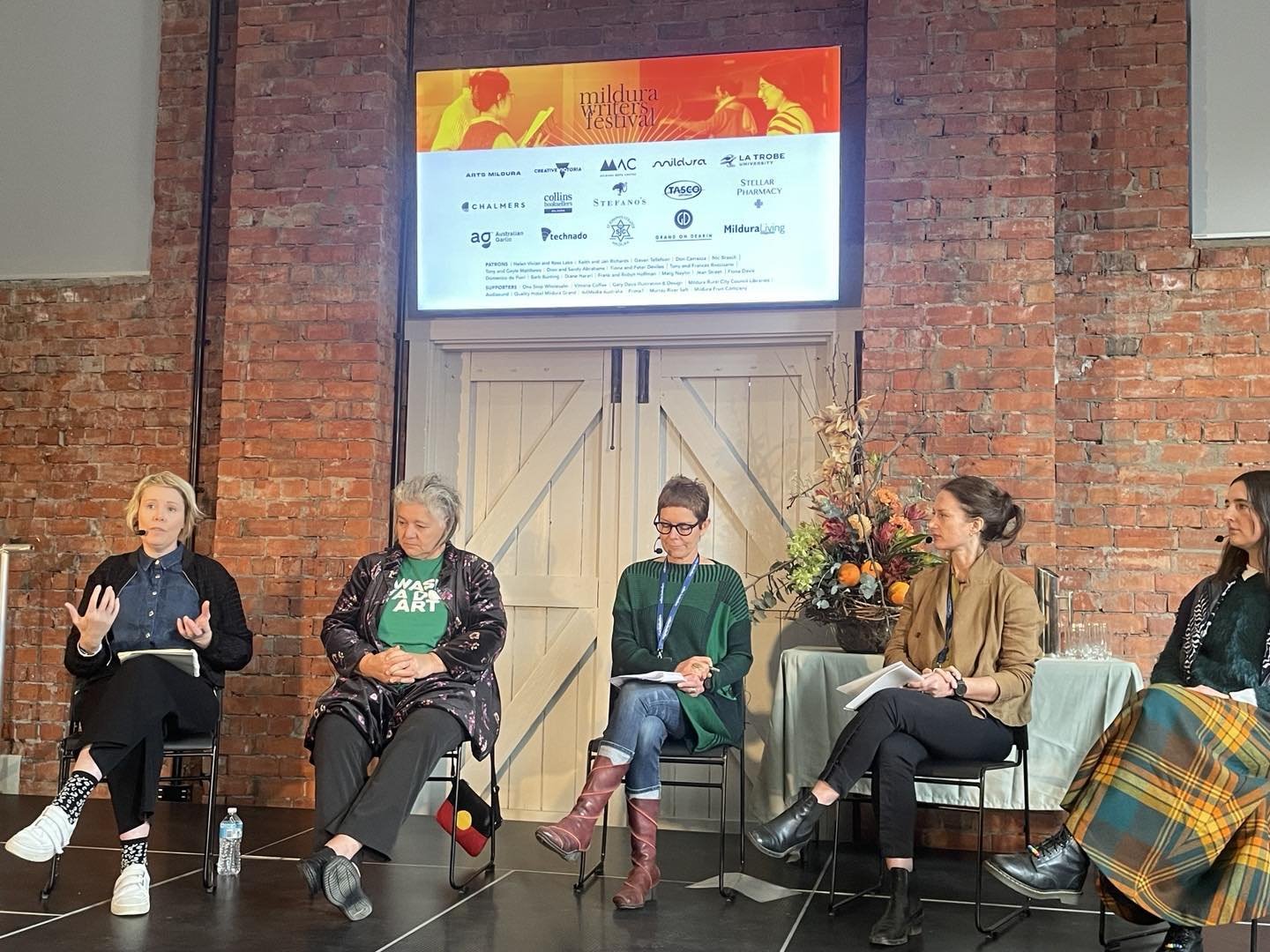 A great conversation about reading, place and community at #MilduraWF2024